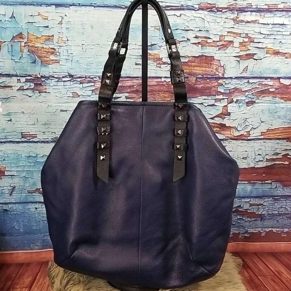 𝅺sergio Renato large Leather Bag